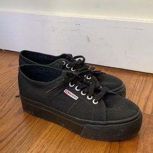 Women’s Superga 2796 Platform Sneakers